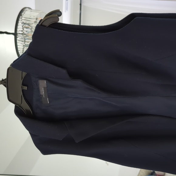 The Limited Longline Vest - Picture 2 of 4